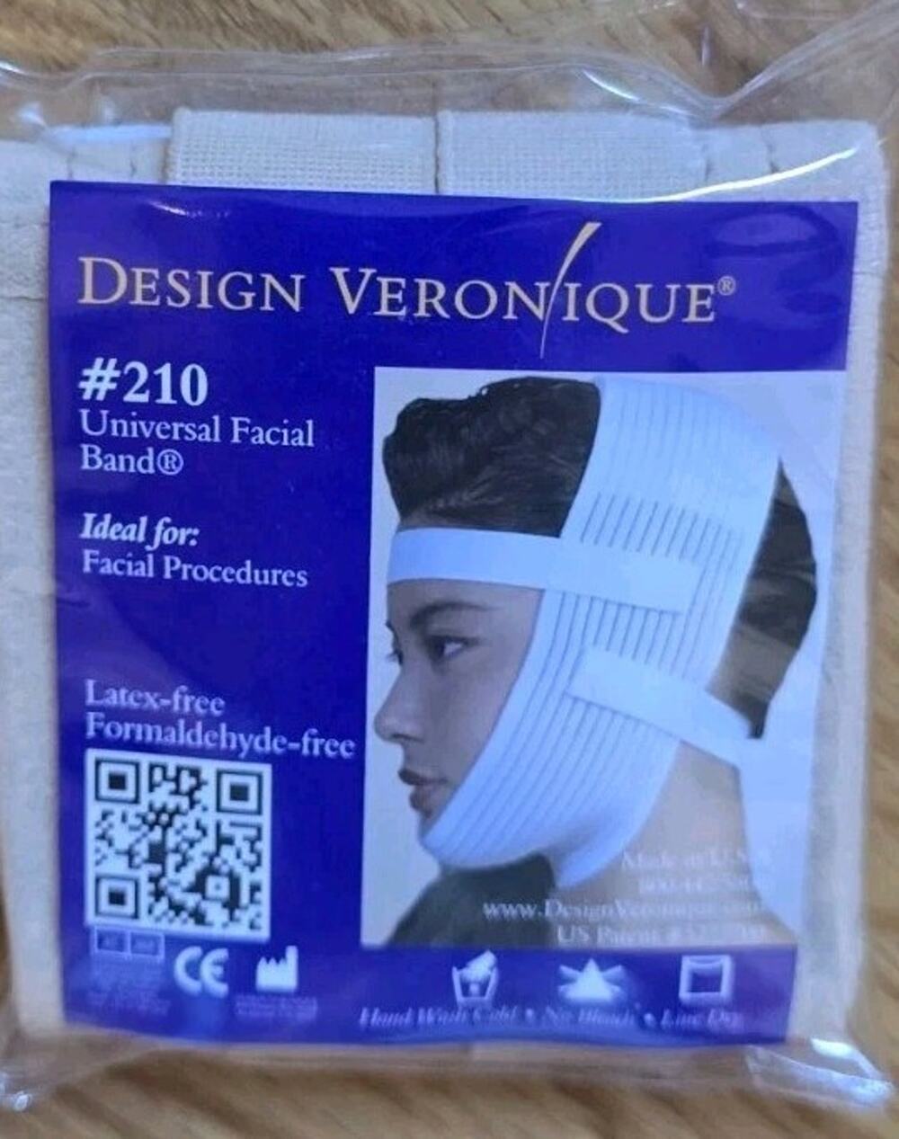 Design Veronique #210 Universal Facial Band White NWT